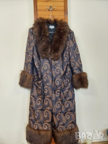 Елегантно дълго дамско палто марка Minus , снимка 2 - Палта, манта - 37888692