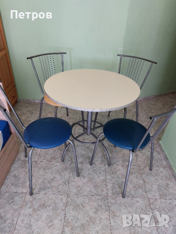 Кръгла маса с 4 стола, налични 4 комплекта, снимка 3 - Маси - 44713241