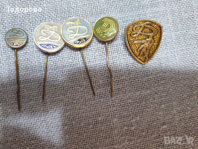 Дунав-Русе- Клубни значки, снимка 2 - Антикварни и старинни предмети - 36538102