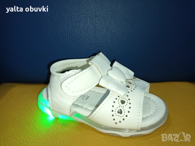 Детски светещи сандали Панделка, снимка 1