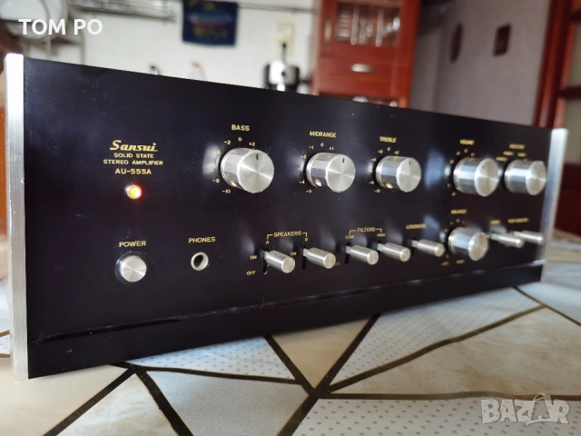 Sansui AU-555A