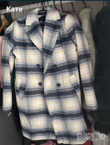 Дамско палто, снимка 2 - Палта, манта - 42830847