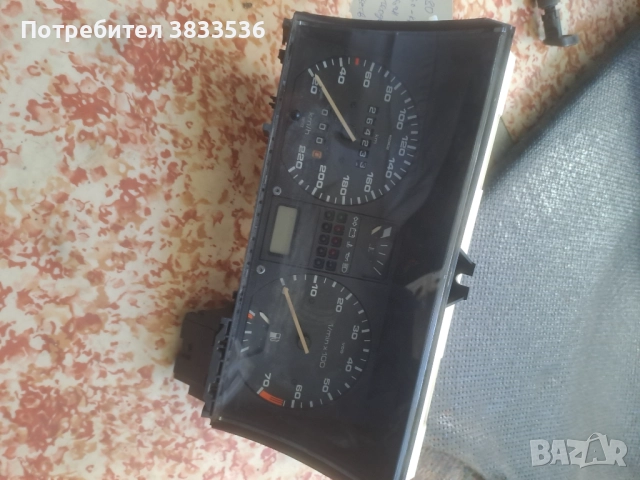 1 Буксов скоростомер със обортомер/ километражен уред за VW Golf / Jetta mk2 Бензин