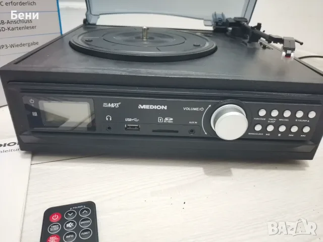 Продавам немски грамофон/касетофон /USB Medion с говорители , снимка 3 - Грамофони - 55941794
