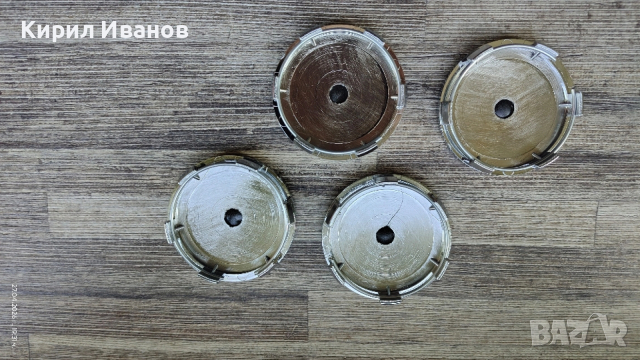 Комплект капачки за джанти Volvo, снимка 2 - Аксесоари и консумативи - 54333698