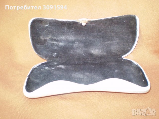 Стара калъфка за очила метал-алуминий , снимка 3 - Други ценни предмети - 34261652