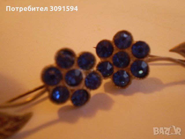 Две дамски брошки игли син кристал сребърно покритие , снимка 8 - Антикварни и старинни предмети - 35659894