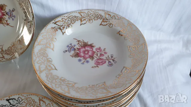 Комплект порцеланови чинии на Коста Йорданов- Видин-12 броя, снимка 6 - Антикварни и старинни предмети - 48124557