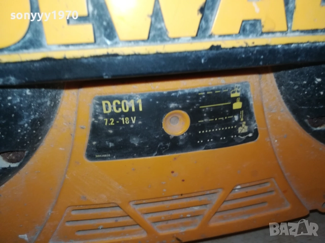 СТРОИТЕЛНО РАДИО DEWALT-220В 2209251133, снимка 10 - Радиокасетофони, транзистори - 51793030