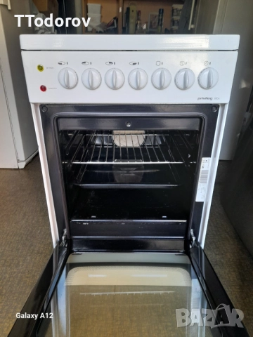 Готварска печка с керамичен плот Privileg 6654, 50 см , снимка 2 - Печки, фурни - 52505868