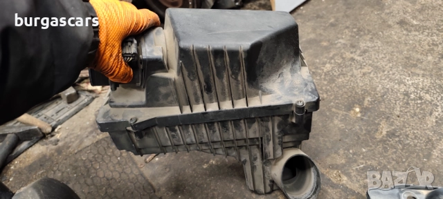 Кутия въздушен филтър Peugeot 407 2.0HDI - 50лв