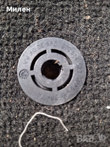 Дясна Стелка Мокетена от Фолксваген Голф 7 от 2012-2020 Година Volkswagen Golf MK7 , снимка 3 - Части - 42482354