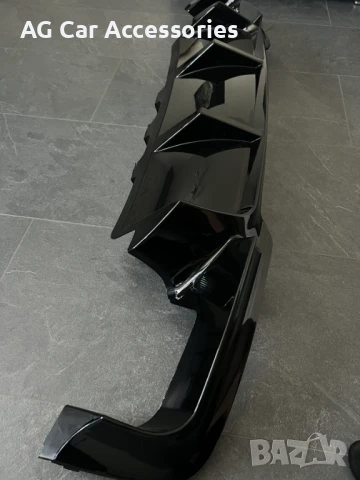 Заден дифузьор черен гланц тип M Performance БМВ Ф10/11 BMW F10/11, снимка 2 - Аксесоари и консумативи - 51038630