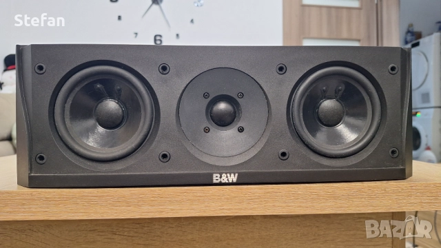 Център B&W CC3