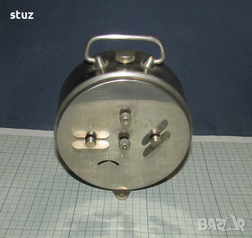 Немски механичен будилник Peter, снимка 8 - Антикварни и старинни предмети - 52886787