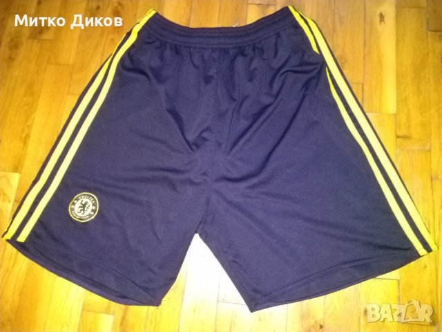Челси футболни гащета размер Л