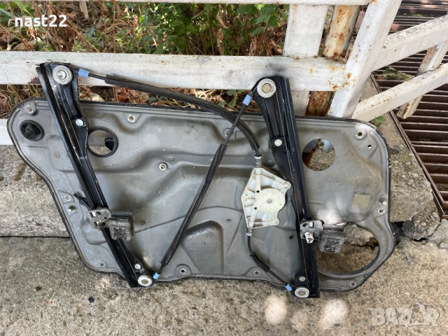 Преден ляв стъклоповдигач Фолскваген Голф 4 -5 врати, снимка 4 - Части - 51620064