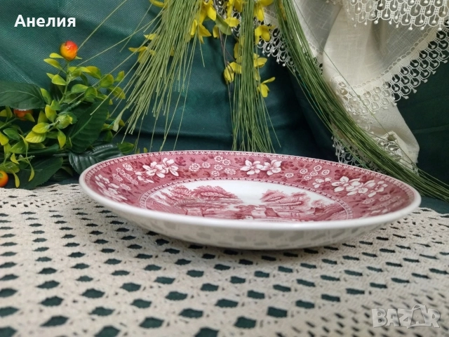 Англия в червено -чайници,канички ,захарници ,сетове, снимка 11 - Чаши - 52759633