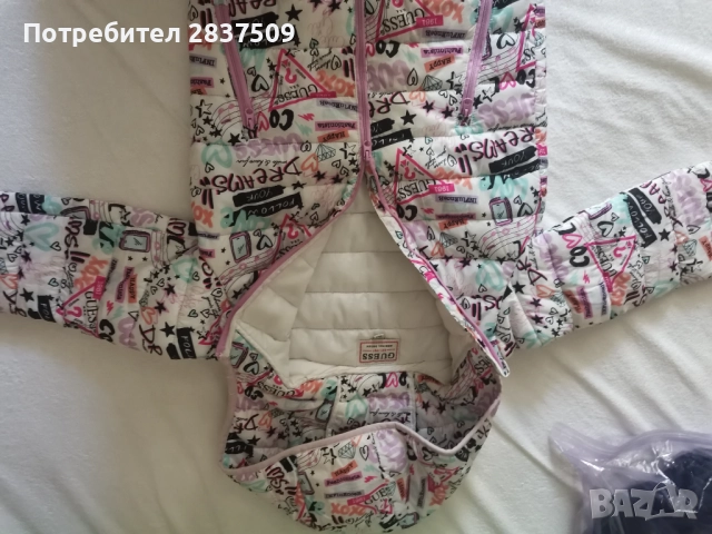Детско яке Guess, реплика, снимка 2 - Детски якета и елеци - 52121417