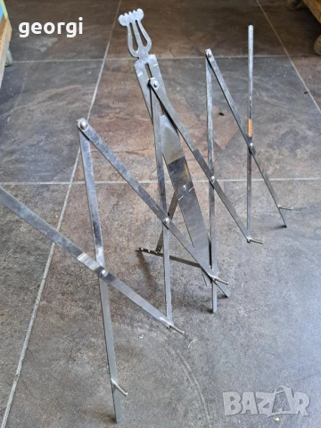 статив за ноти и партитури   8/4