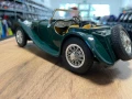 BBURAGO колекционерски модел JAGUAR SS100 ROADSTER 19937г. 1:18, снимка 3