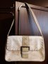Дамска чанта бежова средна дръжка, снимка 3