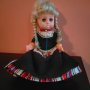 Колекционерска кукла народна носия Germany 32 см, снимка 5