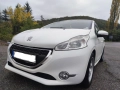 Peugeot 208 2014г, снимка 4
