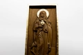 Релефна икона на Св. Богородица с Благодатно Сърце от масивен дъб, снимка 5