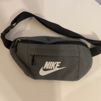 Чанти за през кръста и гърдите Jordan , Nike , Adidas , снимка 4 - Чанти - 44695061