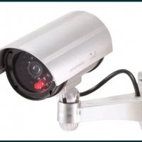 Фалшива-бутафорна охранителна камера с LED червен индикатор, снимка 1 - Други инструменти - 30462791