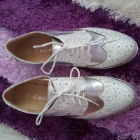 Есенни бели дамски стилни  обувки със връзки , снимка 3 - Дамски ежедневни обувки - 37656136