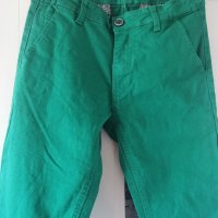 Зелен панталон за момченце , снимка 2 - Детски панталони и дънки - 37396483