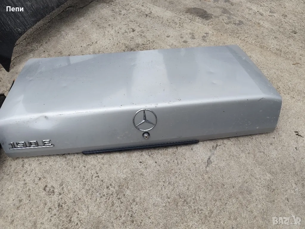 Заден капак за Мерцедес 190, снимка 1