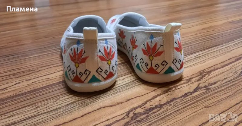 Ръчно рисувани обувки с шевицо, снимка 1