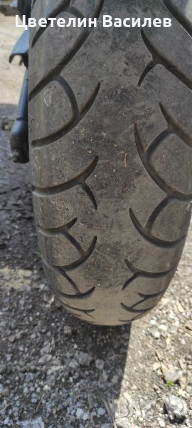 Гуми за мотор , снимка 1