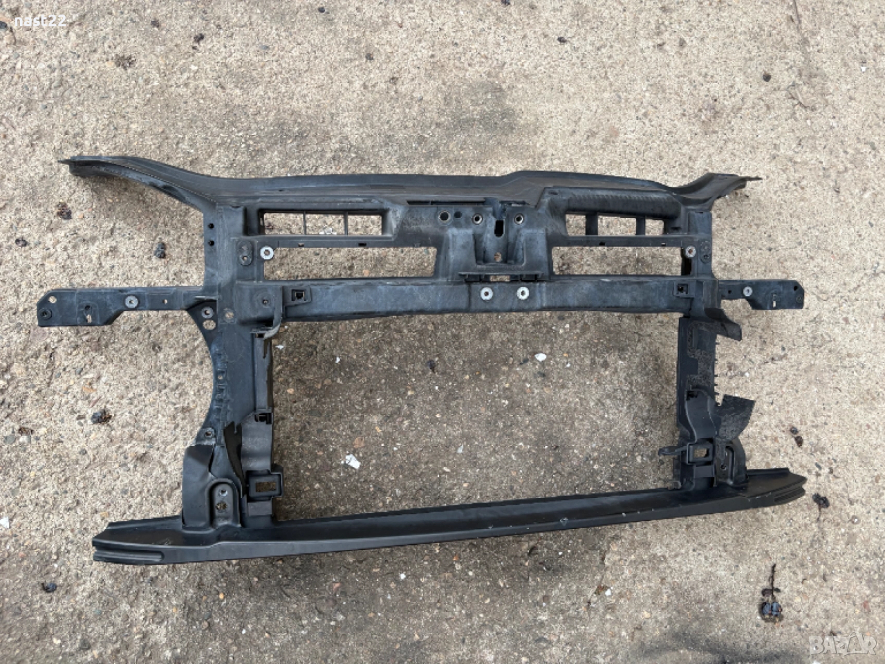 Преден панел-(маска) Фолксваген Голф 5 1.6 102 коня Оригинална Перфектна , снимка 1