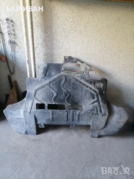КОРА ПОД ДВИГАТЕЛЯ ЗА ФОРД , снимка 1