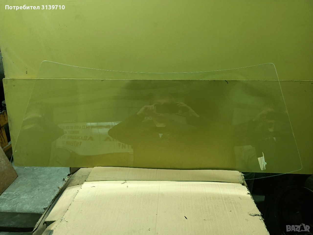 Челно стъкло Мерцедес 123, снимка 1