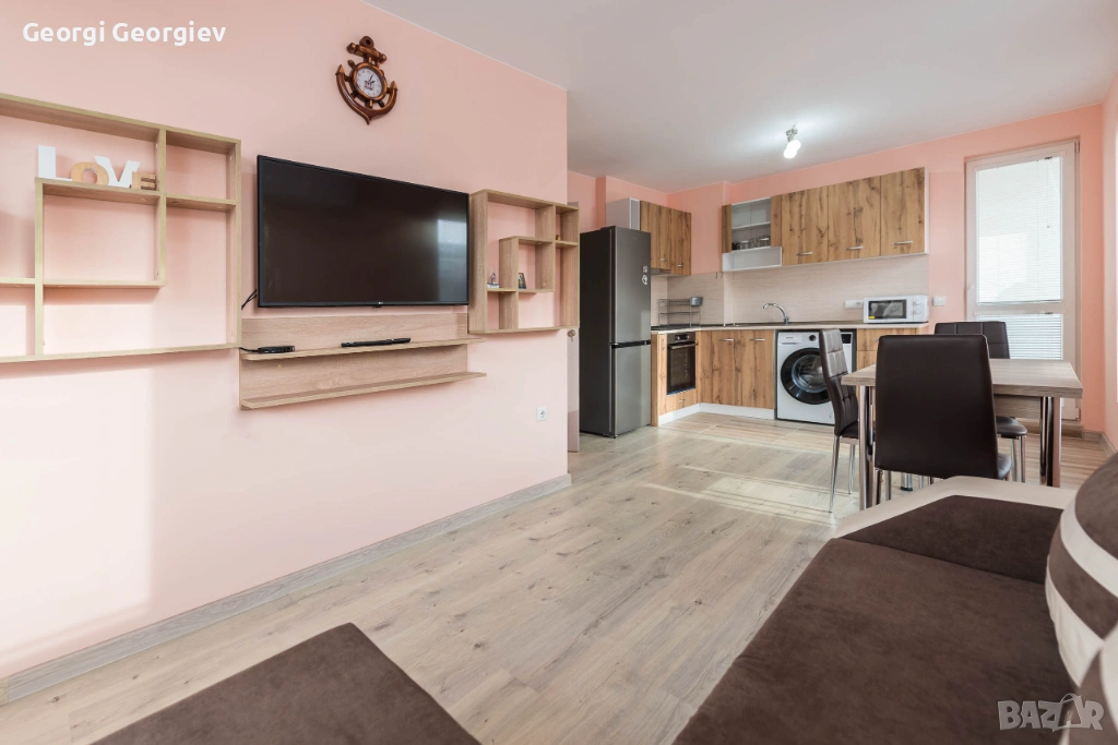 Апартамент Макси - 3 Стаен + Паркомясто , снимка 1