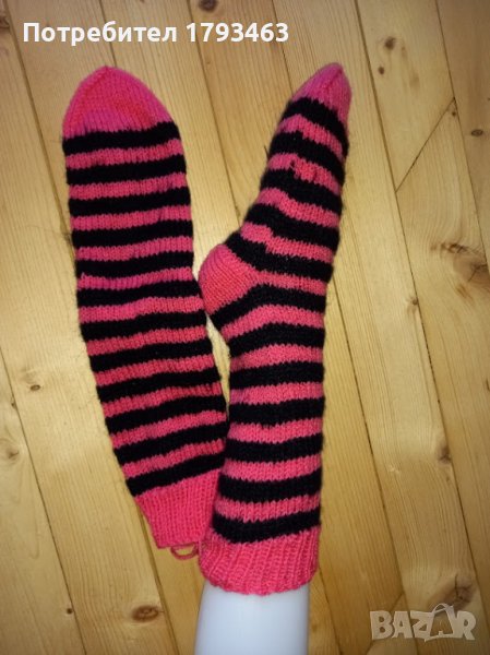 Ръчно плетени дамски чорапи, снимка 1