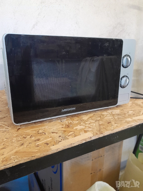 Микровълнова фурна  Medion, снимка 1