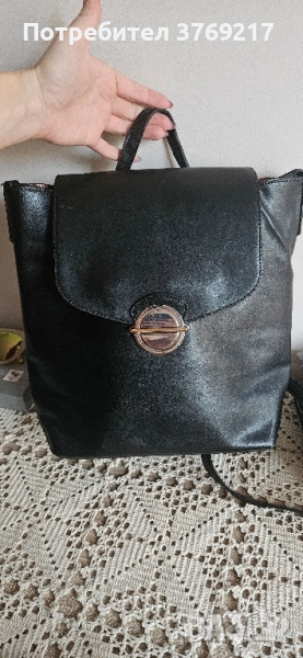 черна раница , снимка 1