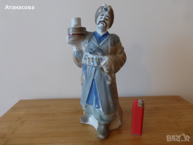 Порцеланова фигура-бутилка Украйна 1990 г 1, снимка 1
