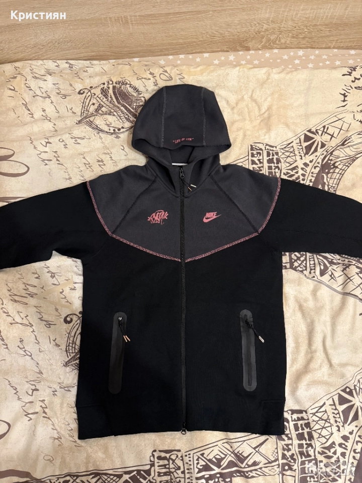 Nike Tech Fleece Windrunner x Central Cee, снимка 1
