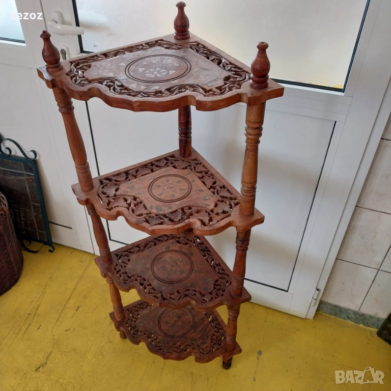 Ъглова етажерка масив манго, снимка 1