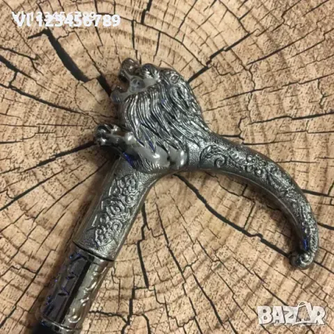 Бастун с метална дръжка ЛЪВ и вграден кинжал 29 см, снимка 1