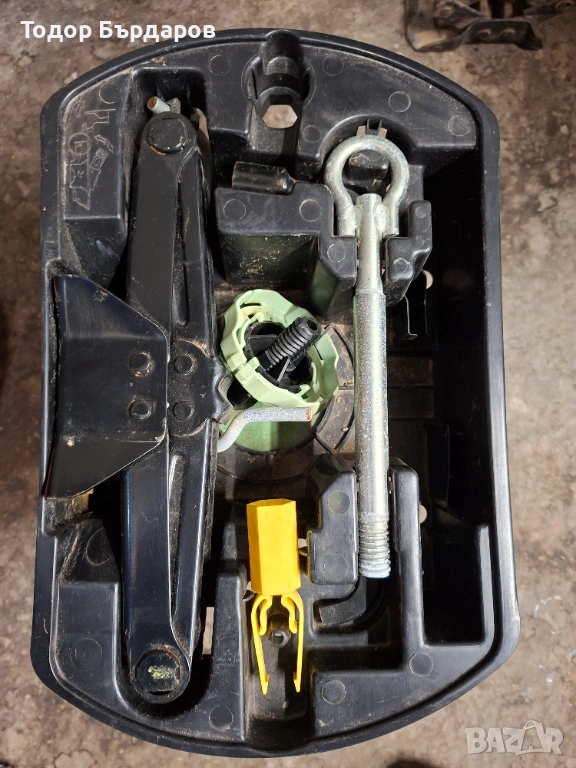 Авариен комплект за Пежо 308 Т9, снимка 1