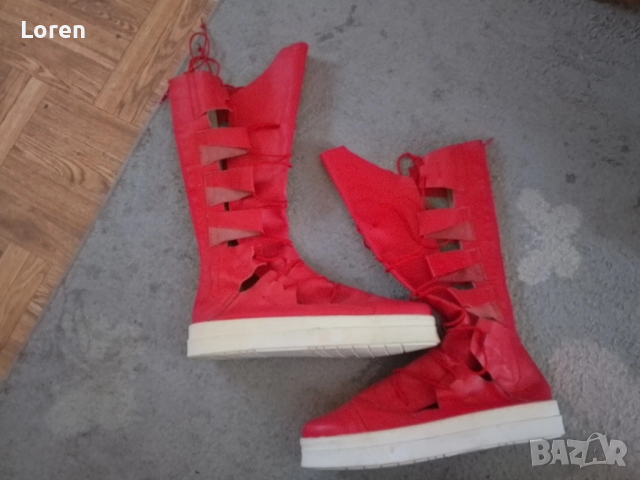 Ново!Червени интересни кецове от естествена кожа 