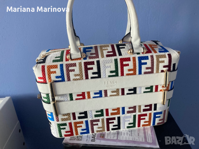 Дамска чанта Fendi, снимка 3 - Чанти - 44596785